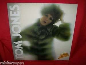 TOM JONES Hit Parade Promo only LP + Book ITALY MINT- The Beatles - Picture 1 of 1