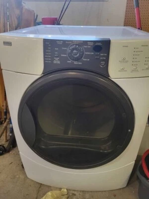 Kenmore gas dryer - Image 1 of 3
