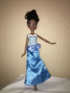 Hasbro Disney Prinzessin Tiana Puppe blau Outfit 2015 - Bild 1 von 2