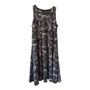 Women's Kasper Dress Size M Black & Off-White Leaf Print Sleeveless - Picture 1 of 11