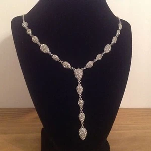 Collar tono plata International Concepts - Imagen 1 de 2