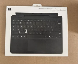 Microsoft Surface Pro Tastiera con Pen Storage per CoPilot 11a Edizione Nero - Foto 1 di 4