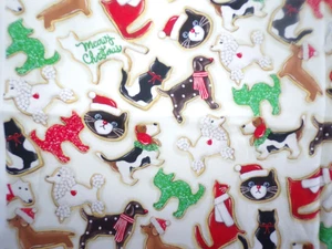 "HOLLY JOLLY CHRISTMAS" COTTON Fabric Dogs Cats Lake-Thompson Kaufman 22" x 24" - Picture 1 of 9