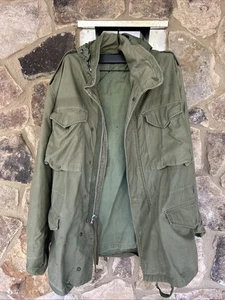 US ARMY M-65 Field Jacket Med/Reg OG-107 Vietnam Bad Zipper VERY POOR CONDITION - Bild 1 von 22