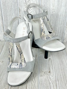 Ziera SHINE Pale Gray Suede Faux Snake Wedge T-Strap Sandals Size 39M (US 8.5) - Picture 1 of 20