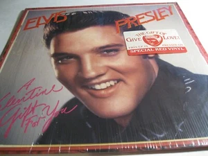 33 RPM Record - Elvis Presley - "A VALENTINE GIFT FOR YOU" - RCA - AFL1-5353 - Foto 1 di 15