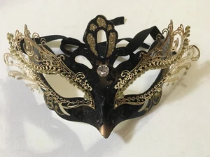 Mardi Gras Masquerade Mask ~ Black Gold Rhinestone - Never Worn - Picture 1 of 2