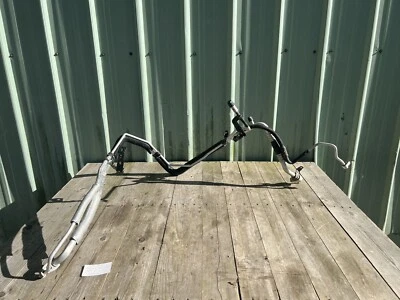 Ford Transit 150 2016 3,7 L línea de manguera de aire acondicionado OEM. Foto 1 de 4