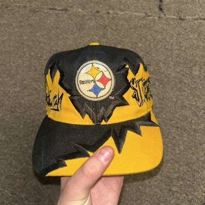 DE COLECCIÓN 90’S DRAW PEARSON GORRA SNAPBACK PITTSBURGH STEELERS BORDE DENTADO ONDA DE CHOQUE Foto 1 de 4
