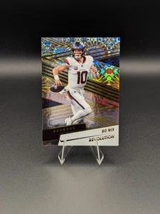 Panini Revolution 2025 - Bo Nix #5 fuegos artificiales/49 - Imagen 1 de 2