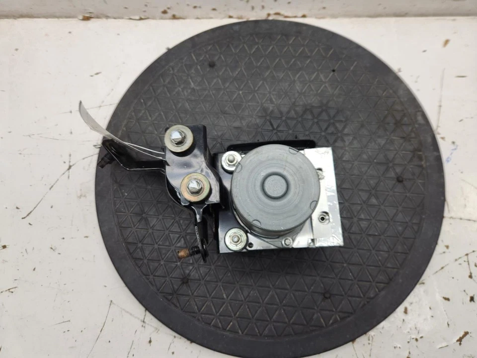 Bomba ABS Antibloqueo Freno Parte Bomba 4 Puertas Sedán AWD Se Adapta 07-08 INFINITI G35 7704 Foto 1 de 4