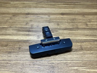 2019-2024 Porsche Macan Rear Climate Control Heated Seat Switch 95B907049L OEM - Image 1 of 4