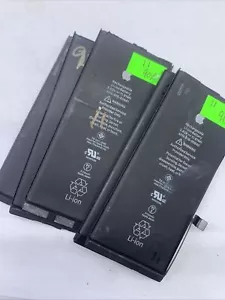 iPhone 11  OEM Battery Original Apple Battery Health  90% - Picture 1 of 2