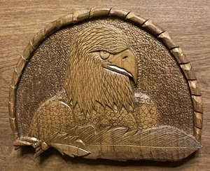 Patriotic Hand Carved Handmade 3D Wooden American Bald Eagle Wall Plaque Signed - Imagen 1 de 23