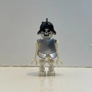 LEGO Skeleton Silver Armor from Chauchilla Cemetery Battle (7196) - Picture 1 of 1