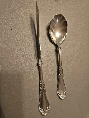 Vtg 1847 Rogers Bros Twisted Handle Butter & Spoon Knife 7.5" XS Triple Unusual - Image 1 of 4