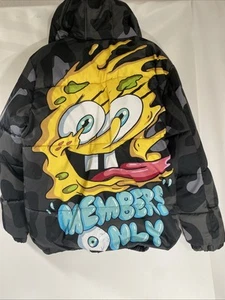 Spongebob Jacke x Nickelodeon Puffer Mantel Herren Gr. Large grau Camouflage Kapuze - Bild 1 von 10