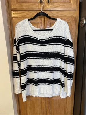 Suéter Maurice’s XL Rayas Texturizado Crema/Negro Cuello Redondo Manga Larga Foto 1 de 3