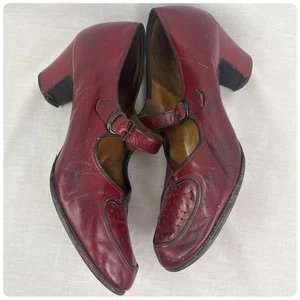 1940s Scarlet Cherry Red Sweetheart Marjanes | Red Leather Heels Pumps Size 8.5 - Picture 1 of 9