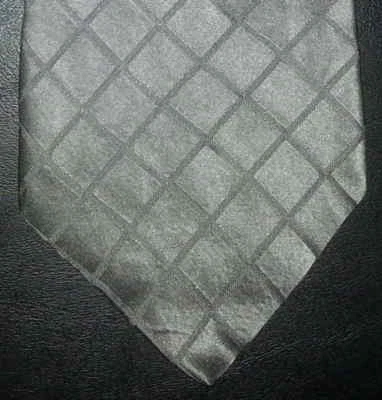 琼斯纽约领带丝绸几何钻石图案银色珠光全新带盒 t1751  — 第 1/4 张图片