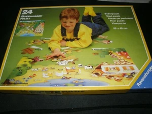 RAVENSBURGER 24 PIECE PUZZLE AT THE FARM / 1989 WEST GERMANY 054138 - Picture 1 of 6