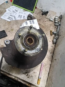 Ram1500 Sku 2013 husillo/nudillo delantero lado pasajero Rh #4280260 - Imagen 1 de 6