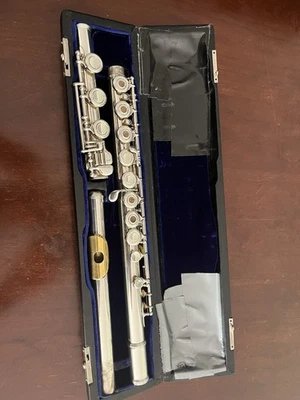 Flauta vintage W.T Armstrong modelo 80, serie #10738, plata de ley Foto 1 de 4