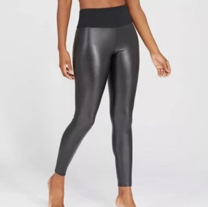 Wmns SPANX schwarze schlankmachende Leggings in Kunstlederoptik Größe LARGE neu ohne Etikett - Bild 1 von 2