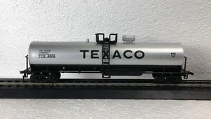MEHANO - HO SCALE - TEXACO TANK CAR - T079 - Picture 1 of 11
