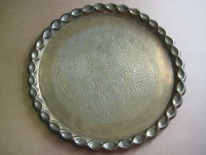 Große Messing Handgraviert Indien Servierplatte Ladegerät, 18 1/2" D, 3,4 Pfund - Bild 1 von 7