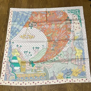 Auténtica bufanda de seda Hermes Carre 90 Le Premier Chant con caja incluida - Imagen 1 de 6