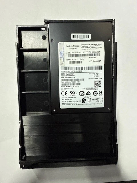 IBM SEAGATE NYTRO 3731 800GB 2 5 SAS 12G SSD 01LU822-03-CT - Image 1 of 1