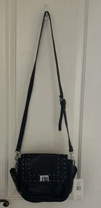 Steve Madden Umhängetasche neu mit Etikett schwarz mit silbernen Metallnieten - Bild 1 von 8
