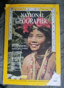 National Geographic May 1967 Canada Montreal St Lawrence Rvr Micronesia - No Map - Picture 1 of 6
