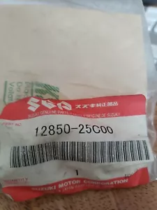 Suzuki Arm Valve Rocker 12850-25C00 - Picture 1 of 1