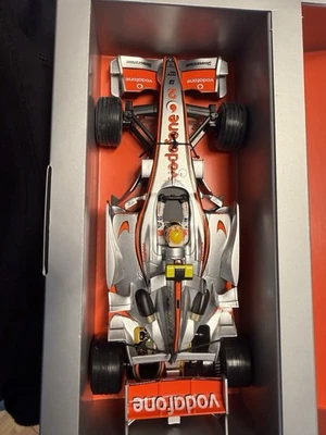 Kyosho Mini-Z McLaren MP4-22 SP Limited LH Hamilton NEU OVP selten 1:27 - Bild 1 von 4