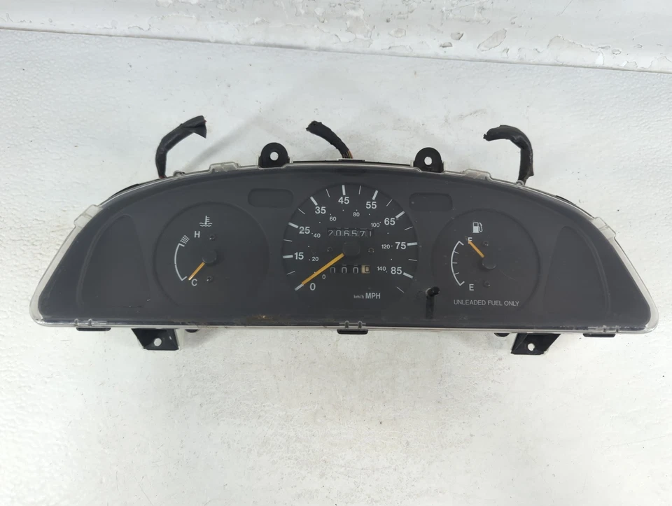 Cuadro de instrumentos velocímetro Suzuki Esteem 1995-1997 medidores UQV18 Foto 1 de 4