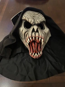 Adult Zagone Studios Hand Made UV White Glow “Fang Face” Mask - Picture 1 of 4