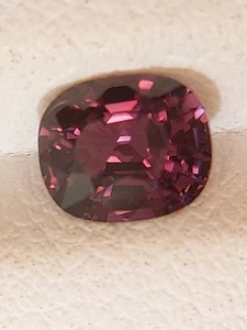 Untreated pink spinel gemstone - faceted natural Spinel 1.15 CTS - Picture 1 of 10