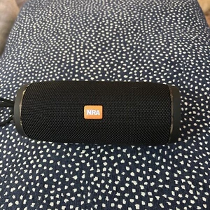 NRA Black Wireless Speaker New No Box - Photo 1 sur 7
