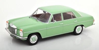 MERCEDES BENZ 220D W115 1972 Verde Chiaro MCG 18116 1/18 METALLO 220 D - Immagine 1 di 4