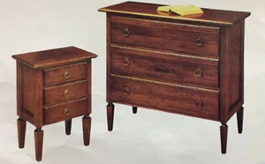 TRITTICO COMO' E COMODINI CON GAMBE A SPILLO IN LEGNO NOCE - Imagen 1 de 1