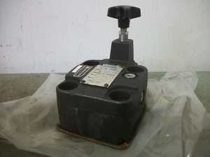 VICKERS PRESSURE RELIEF VALVE C6 06 F 50 1500-3000PSI NOB - Picture 1 of 4