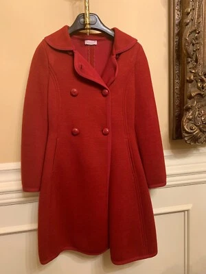 monnalisa red coat new in good condition - Image 1 of 2