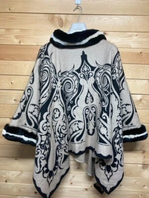 Poncho Abrigo Capa Estampado Completo Etro 100% Cachemira Piel de Conejo Hecho en Italia JP Foto 1 de 4