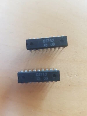C571D schneller 10 Bit analog/digital A/D Wandler NOS 2 Stück unben. Bastlerware - Bild 1 von 2