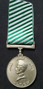 1876-1976 PAKISTAN BIRTH CENTENARY MEDAL OF QUAID-E-AZAM M. ALI JINNAH L@@K! - Picture 1 of 2