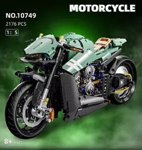 MOC 1:5 Aston Night Rider Super Motor Bike 2176 + Pcs Brick Building Model NEW - Picture 1 of 6