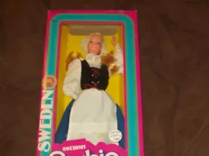 1982 DOTW Sweden Barbie NRFB MIB !!!! - Picture 1 of 1