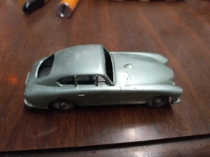 MATCHBOX LESNEY 53a Aston Martin DB2-4 GPW 1958 vintage ORIGINAL Grey Wheels - Picture 1 of 5